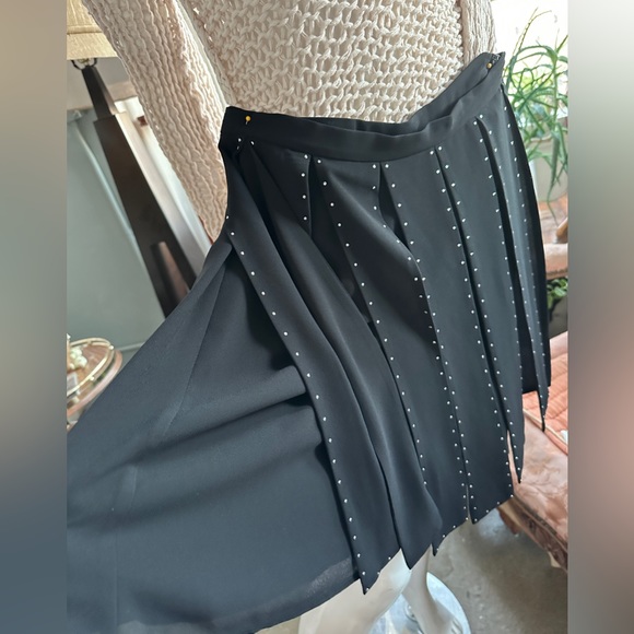 Michael Kors Embellished metal studs panels Swings above knees Crepe fabric - Picture 6 of 11